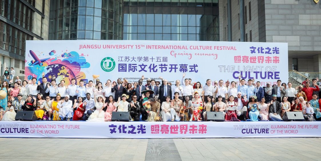 是中国人民最隆重的传统节日